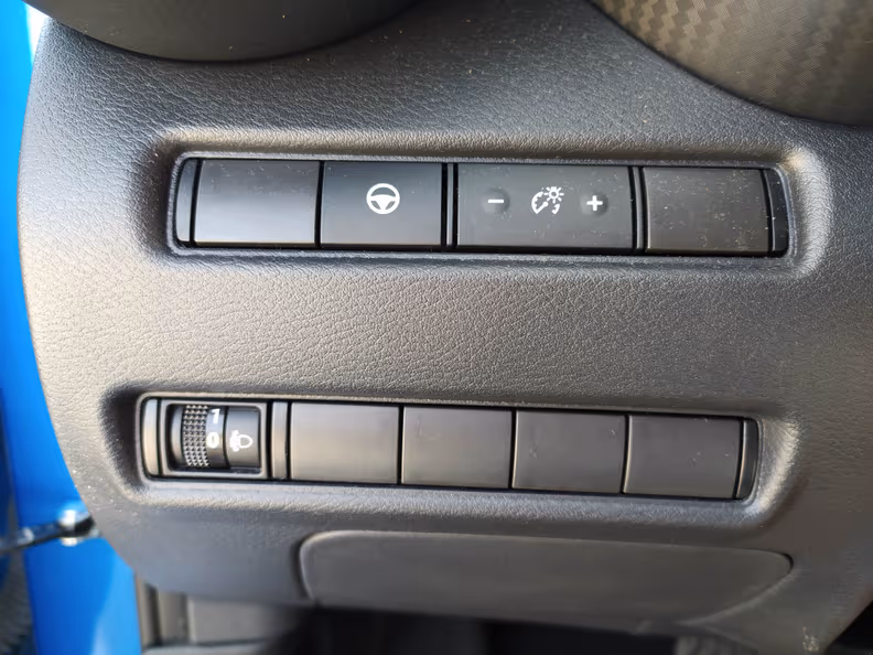 Nissan Juke - 65