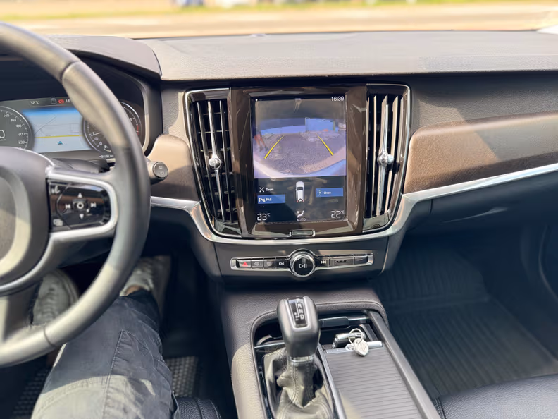 Volvo V90 - 18