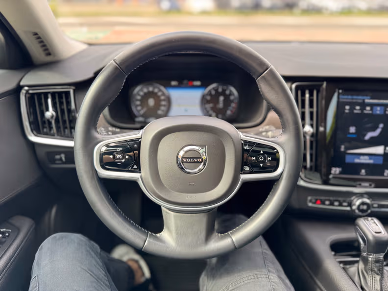 Volvo V90 - 16