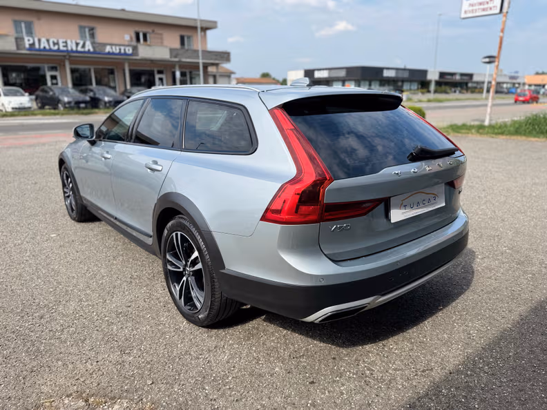 Volvo V90 - 3
