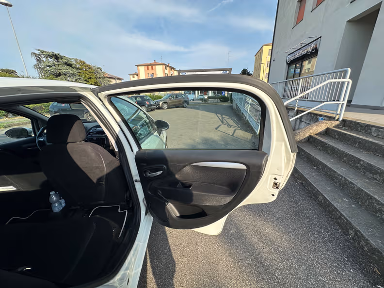 Fiat Punto - 25