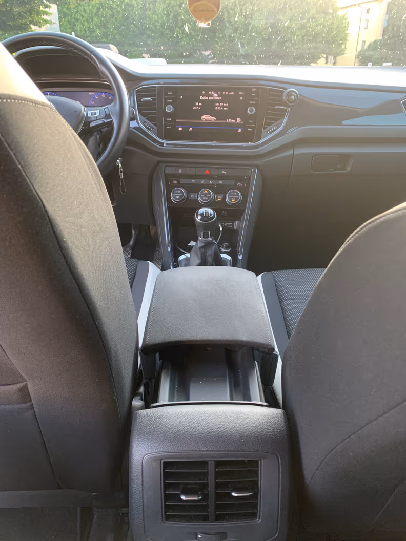 VW T-ROC - 17