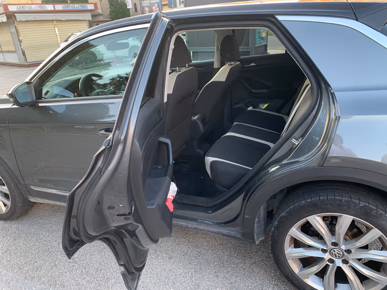 VW T-ROC - 26