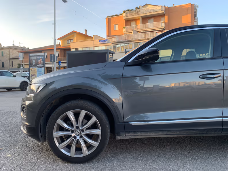 VW T-ROC - 23