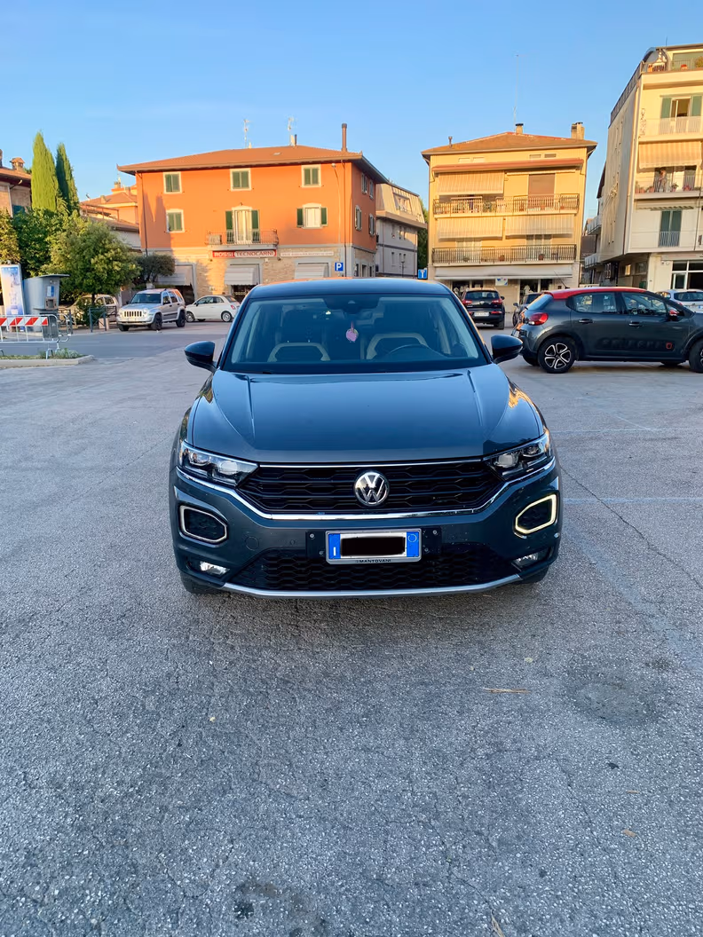 VW T-ROC - 12