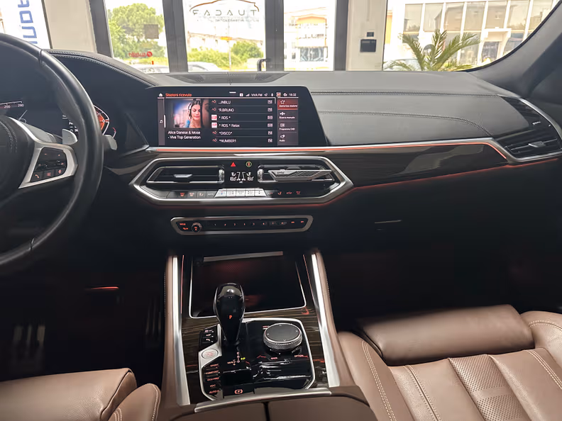 BMW X6 - 11