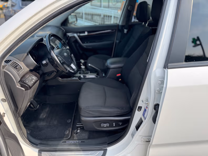 Kia Sorento - 21