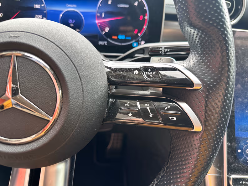 Mercedes-Benz C-Class - 12