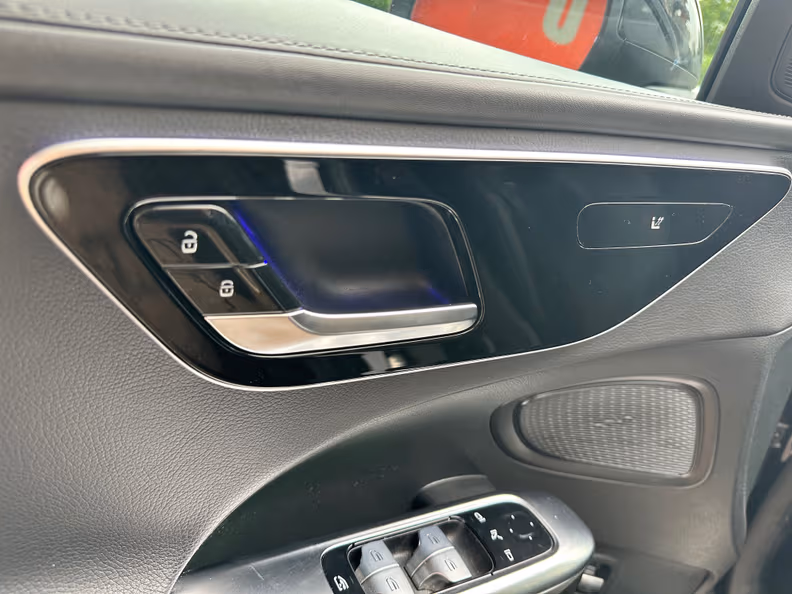 Mercedes-Benz C-Class - 21