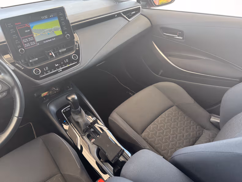 Toyota Corolla - 32