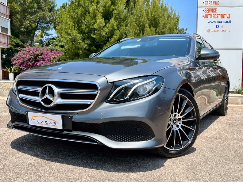 Mercedes-Benz E-Class - 3