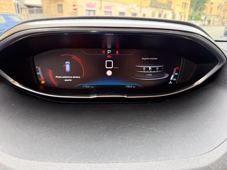Peugeot 3008 - 13