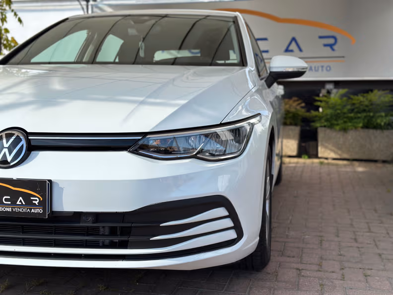 VW Golf - 30