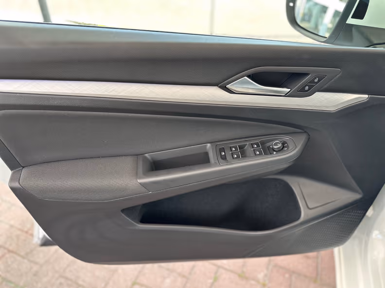 VW Golf - 18