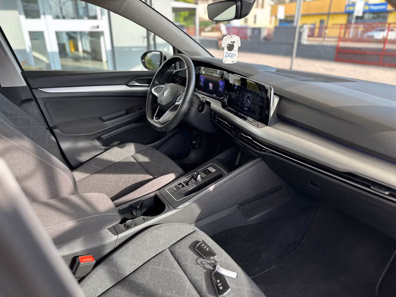 VW Golf - 19