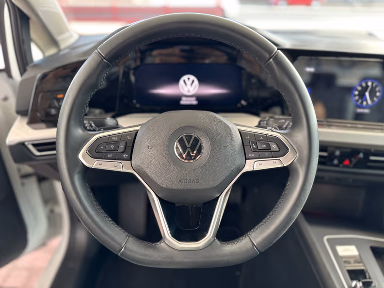 VW Golf - 23