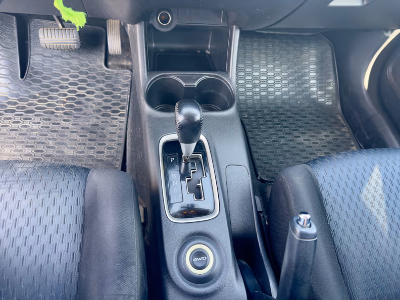 Mitsubishi Outlander - 20