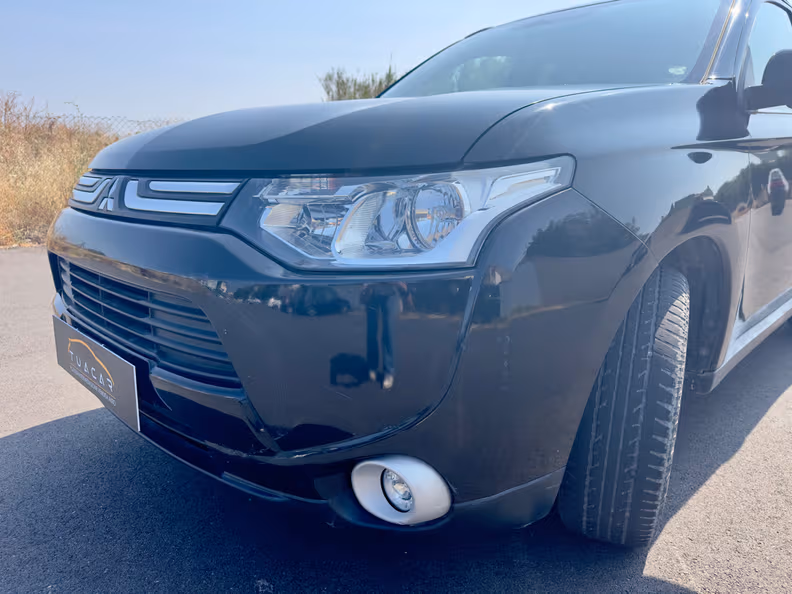 Mitsubishi Outlander - 9