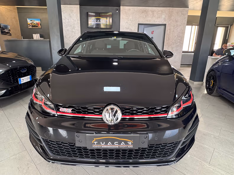VW Golf - 2