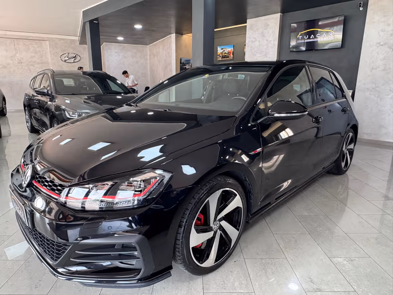 VW Golf - 13