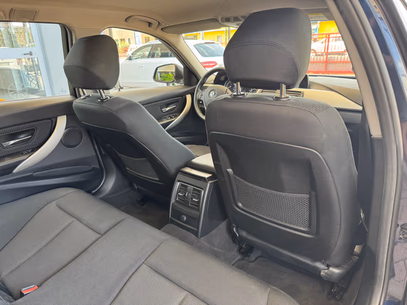 BMW 3 series - 25