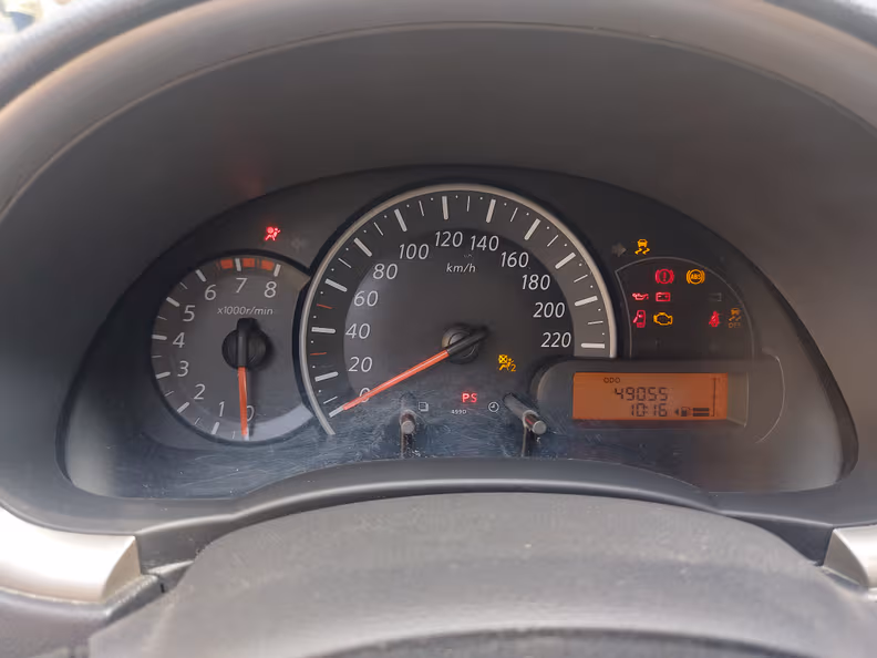 Nissan Micra - 16