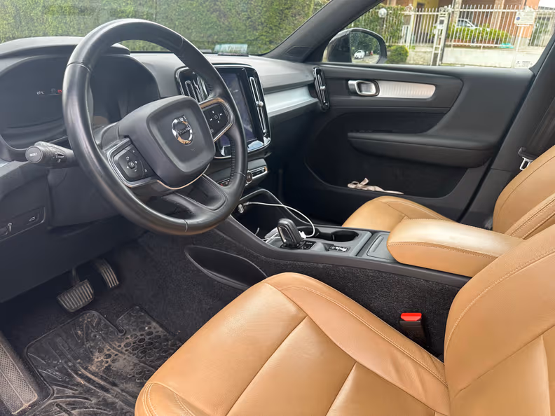 Volvo XC40 - 10