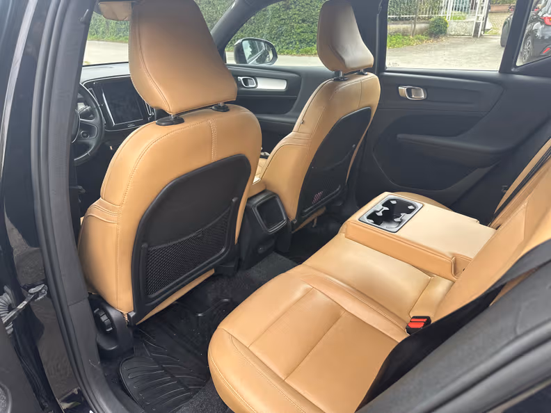 Volvo XC40 - 23
