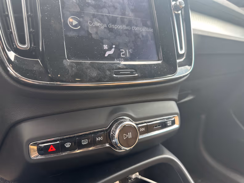 Volvo XC40 - 35