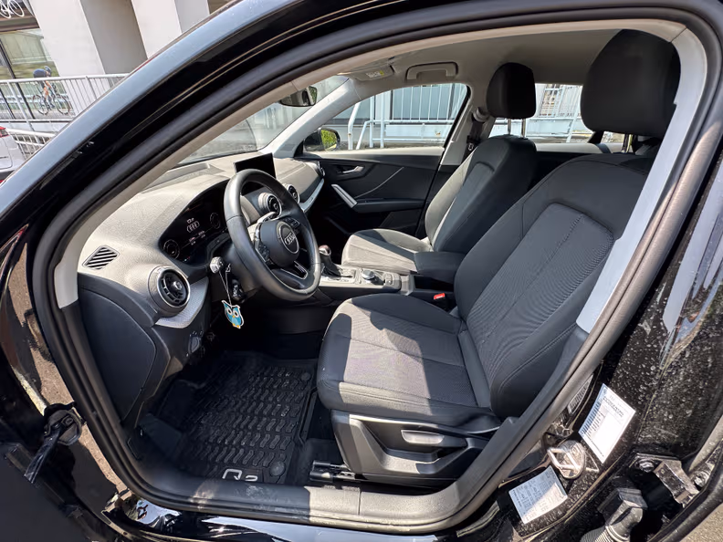 Audi Q2 - 19