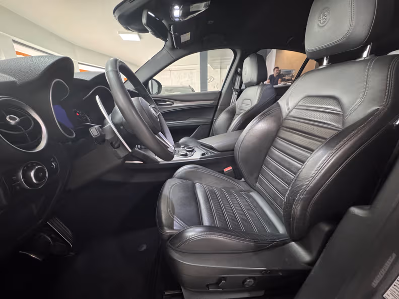 Alfa Romeo Stelvio - 9