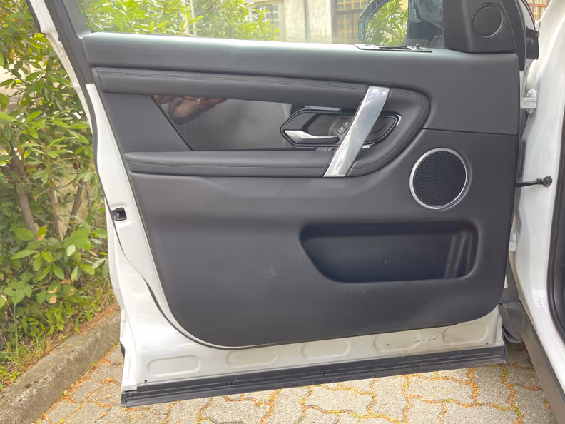Land Rover Discovery Sport - 42