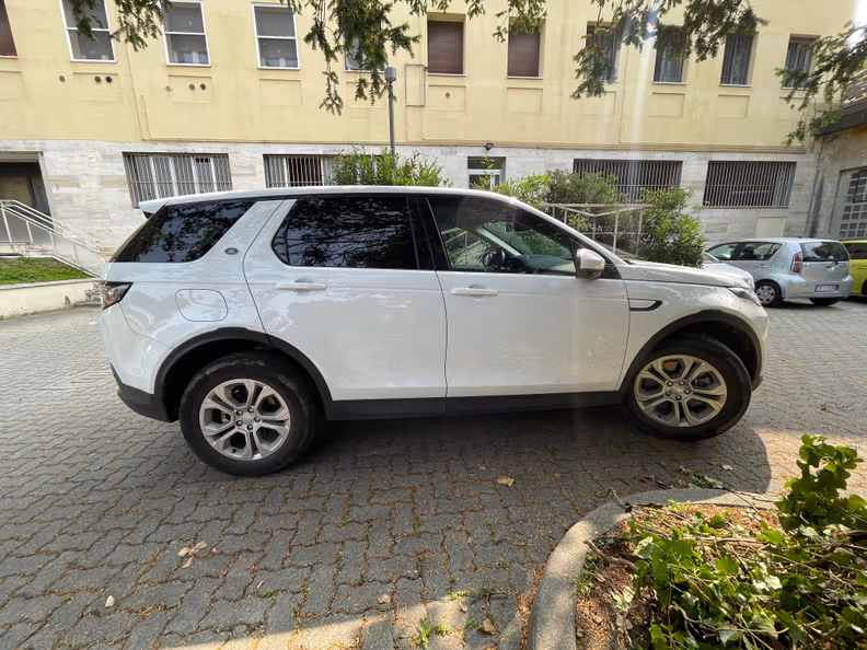 Land Rover Discovery Sport - 4