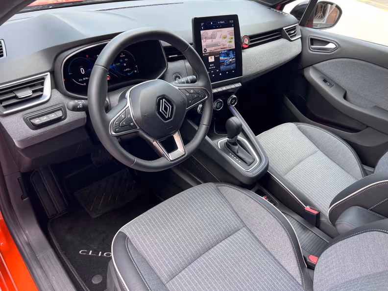 Renault Clio - 7