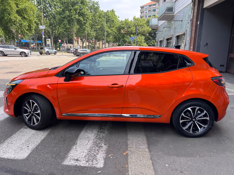 Renault Clio - 18