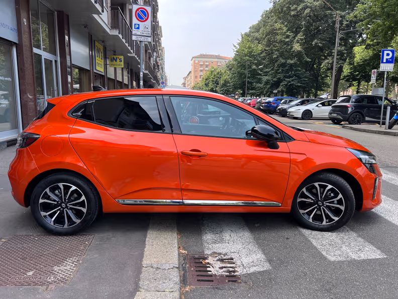 Renault Clio - 19