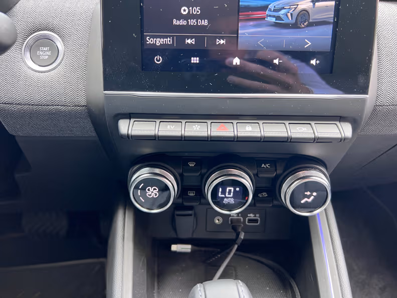 Renault Clio - 15