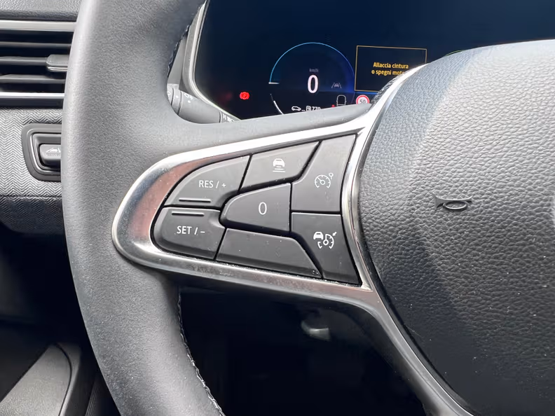 Renault Clio - 28