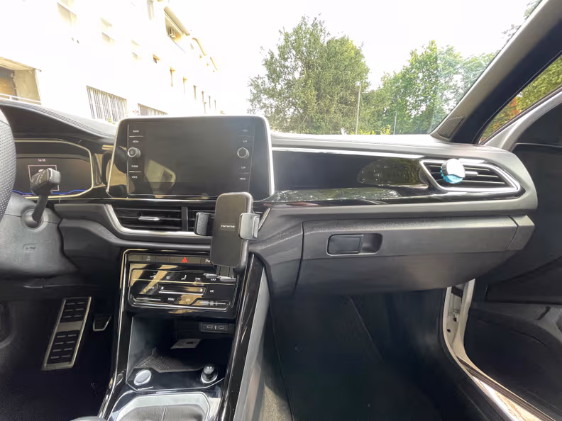 VW T-ROC - 25