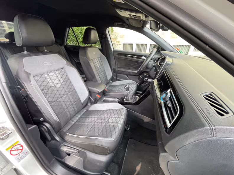 VW T-ROC - 28
