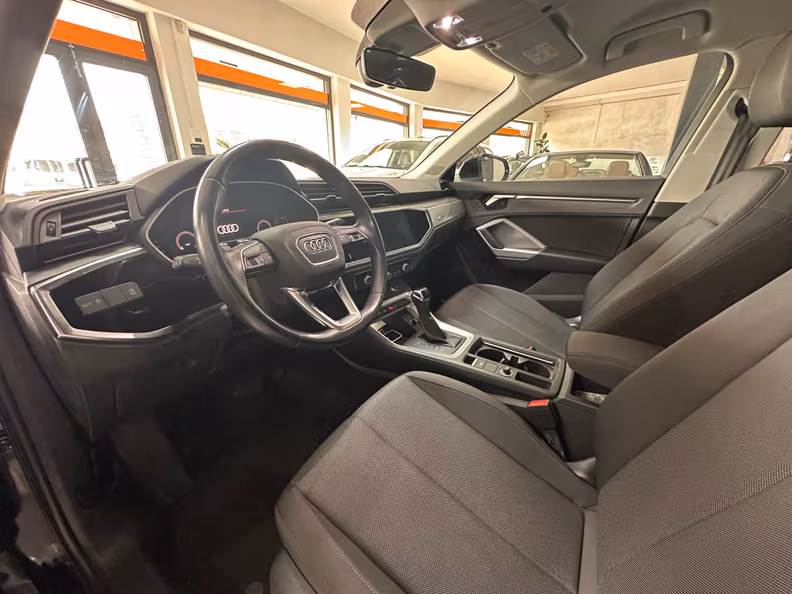 Audi Q3 - 10