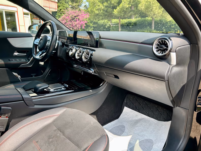 Mercedes-Benz A-Class - 18