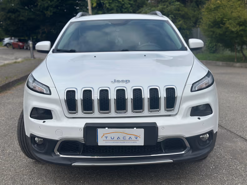 Jeep Cherokee - 2