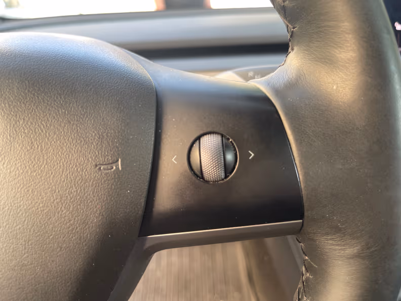 Tesla Model 3 - 16