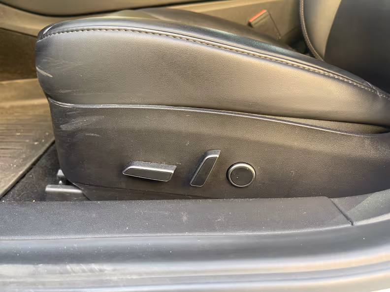 Tesla Model 3 - 17