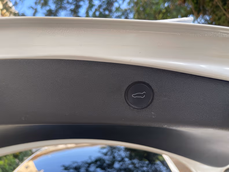 Tesla Model 3 - 36