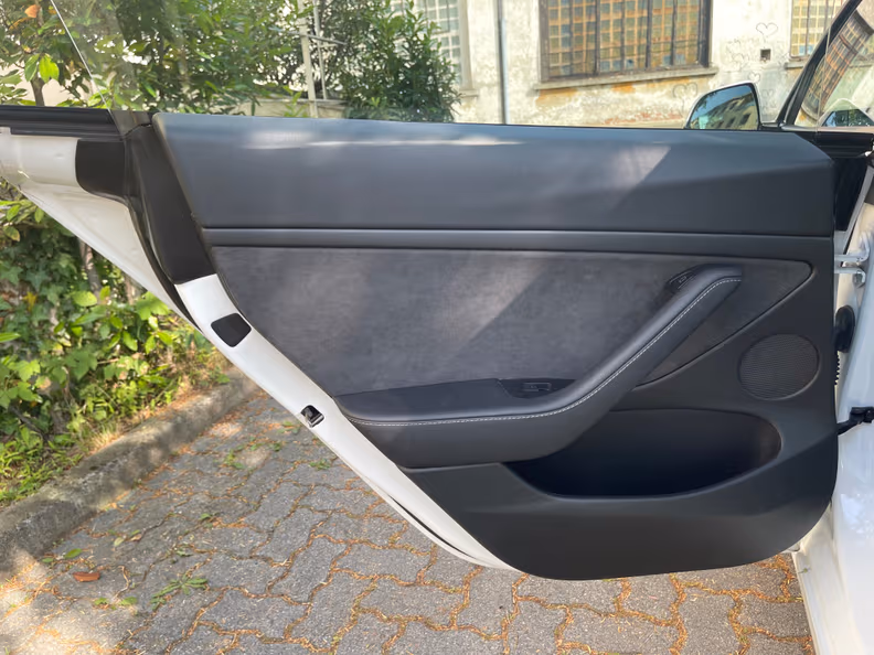 Tesla Model 3 - 28