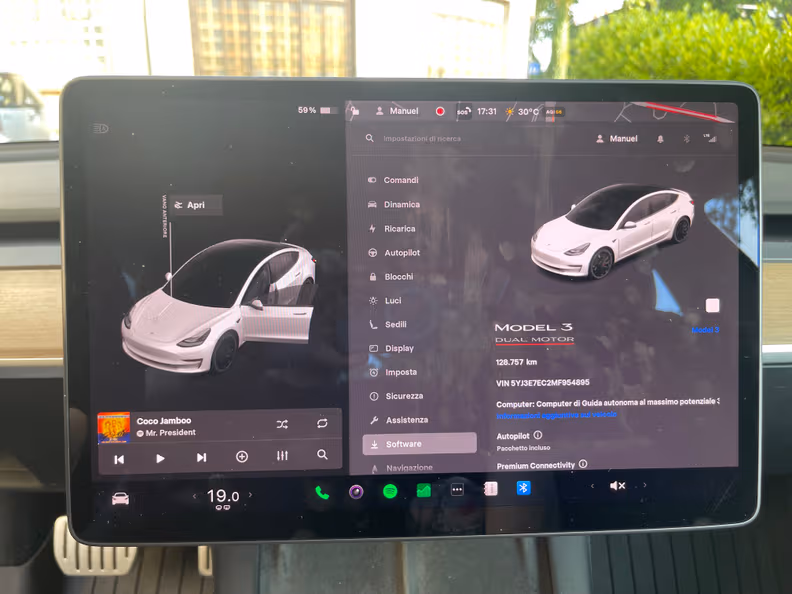 Tesla Model 3 - 14