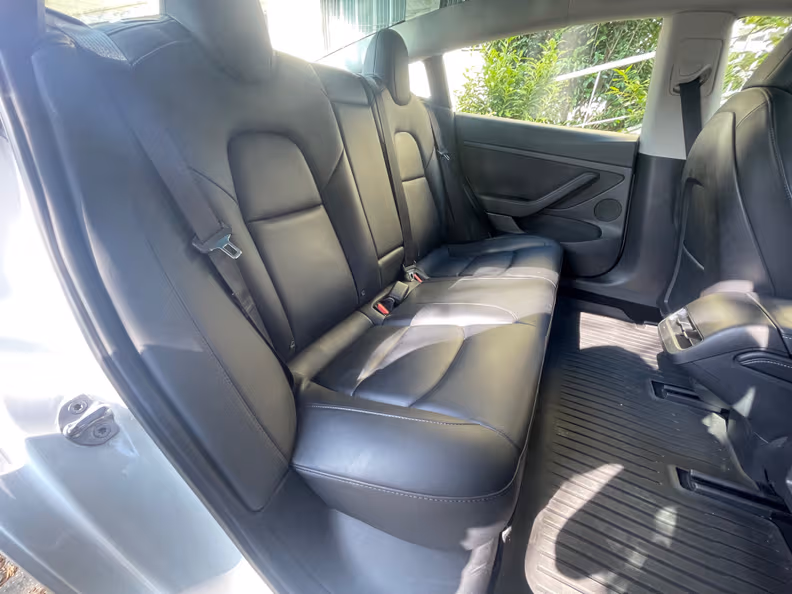 Tesla Model 3 - 25