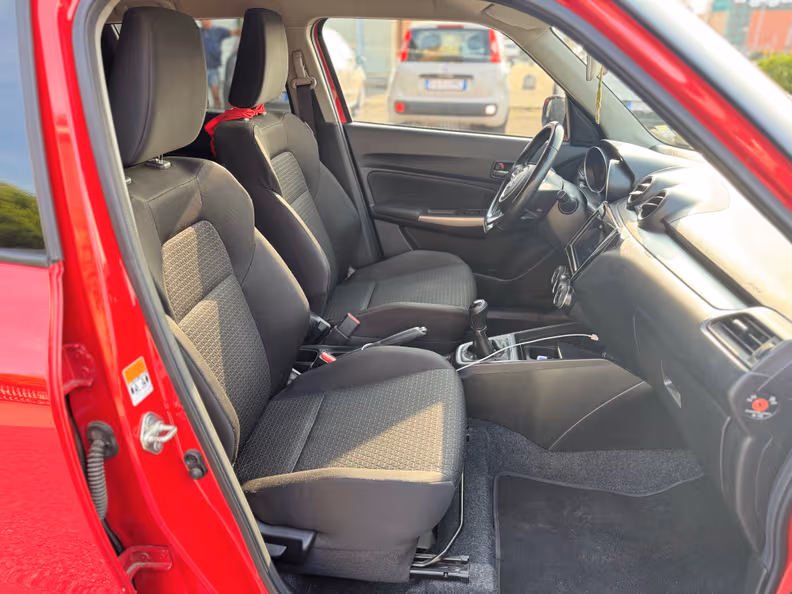Suzuki Swift - 25
